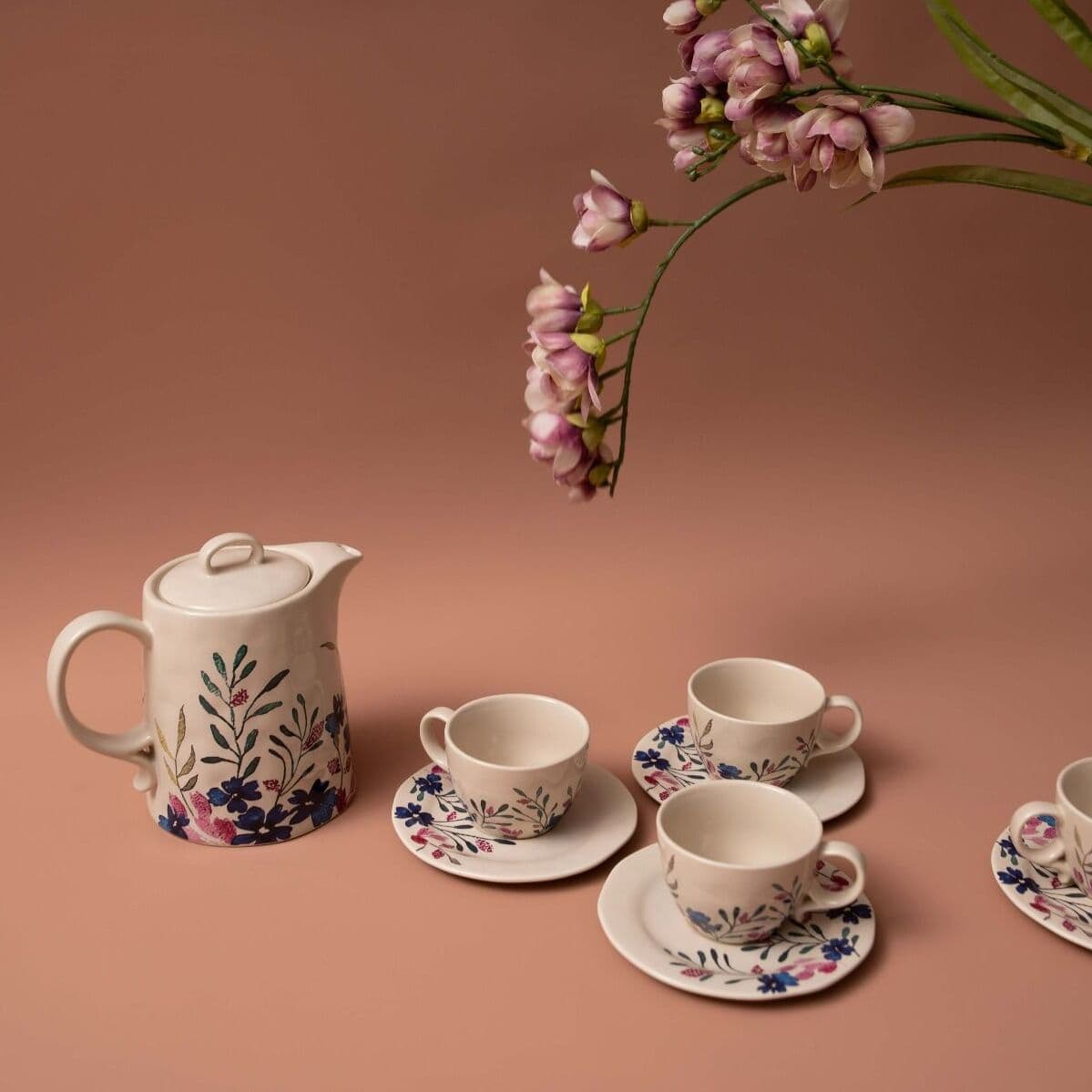 FLORAL Porcelain Teapot Set with Floral and Leaf Pattern image 4
