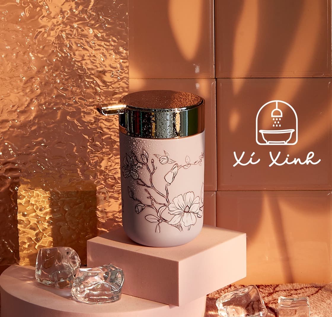 Pink Plastic Soap Spray Bottle with XING flower branch pattern